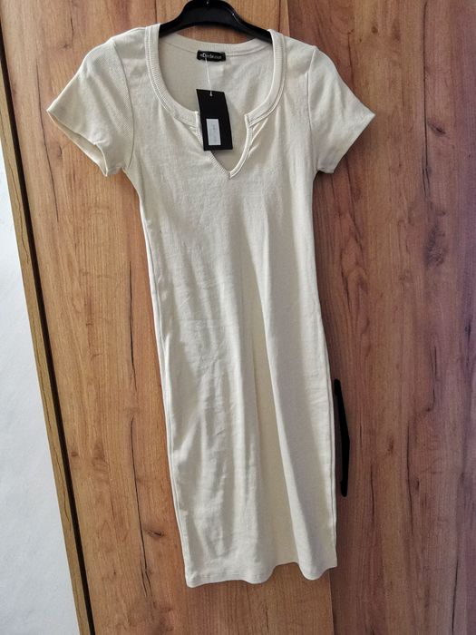 Дамски дрехи, рокля