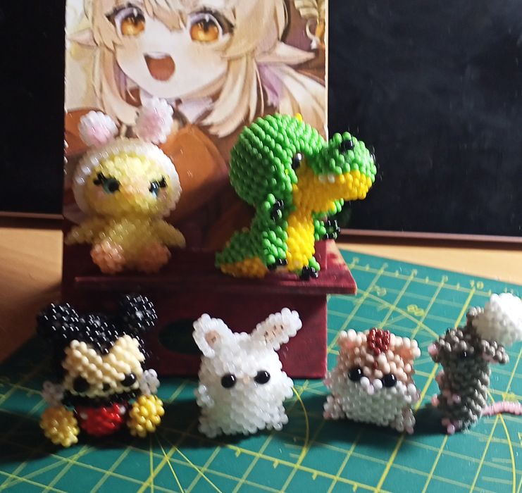 Бисер, плетение, ручная работа.