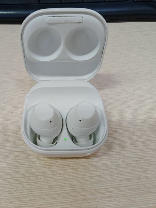 Наушники Samsung Galaxy Buds FE