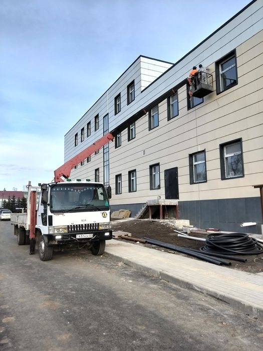 Манипулятор и автовышка услуги