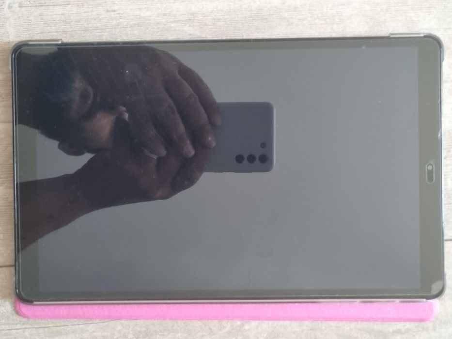 Таблет Samsung Galaxy Tab A 10 инча