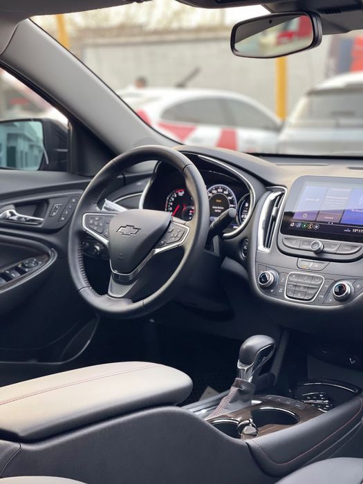 Malibu 2 XL avomobil sotiladi !