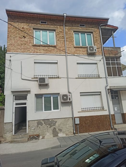 Продава се Етаж от къща в Нови пазар - 102 кв.м за 863 €/кв.м - Снимка #1