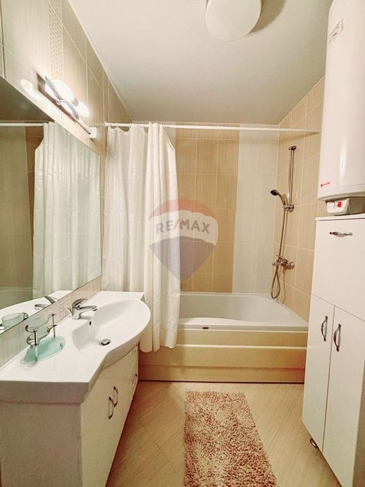 Дава се под наем Тристаен апартамент в к.к. Златни пясъци - 70 кв.м за 600 € - Снимка #7