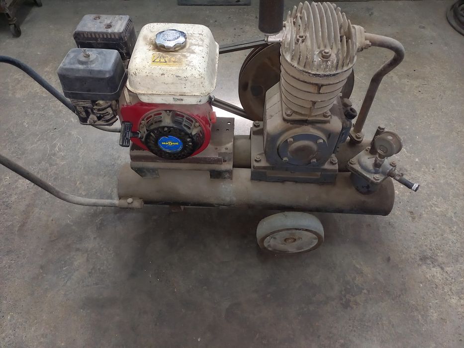 Компресор со 7а, со 7б бензиновый.