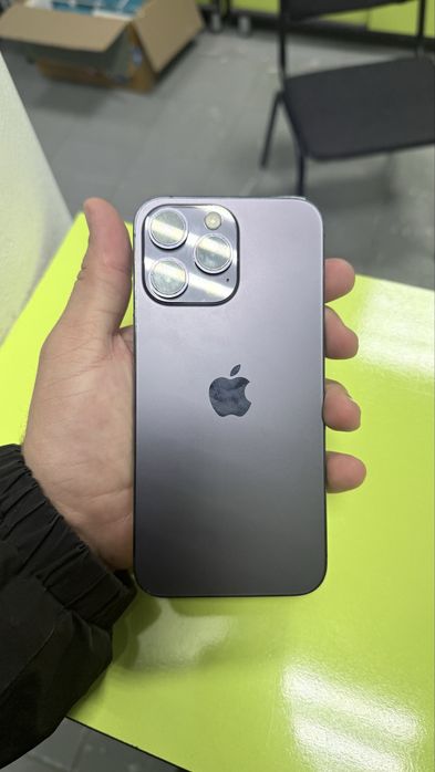 Продам 14 про макс