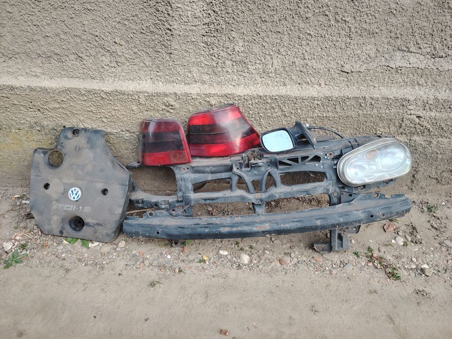 Vând pise și jante tablă golf4 și Opel.