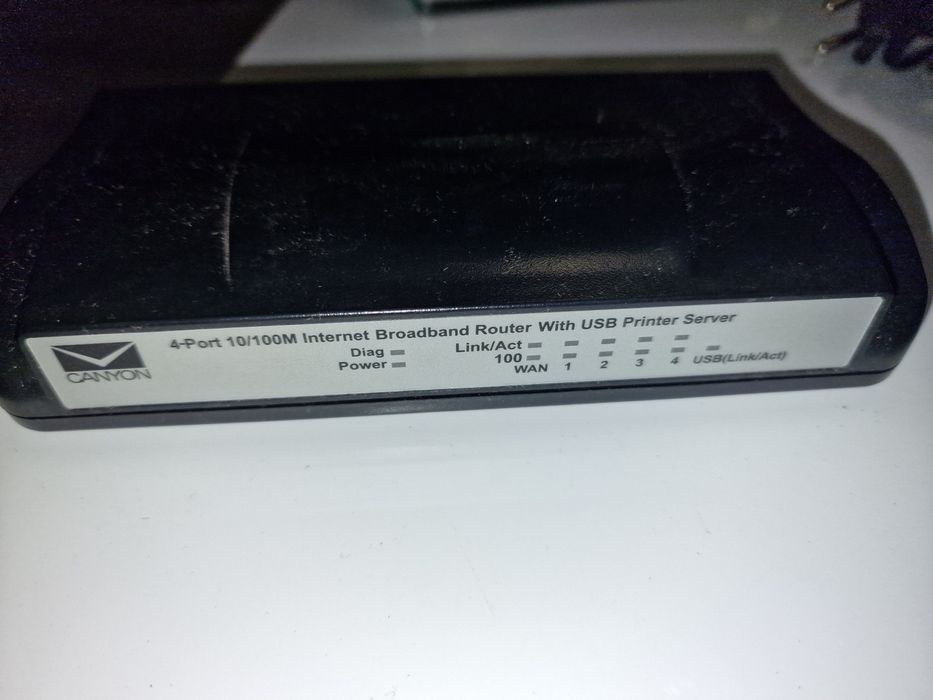 Canyon Broadband Router Ruter with Usb Prinr Server 4 port 10 100 m internet