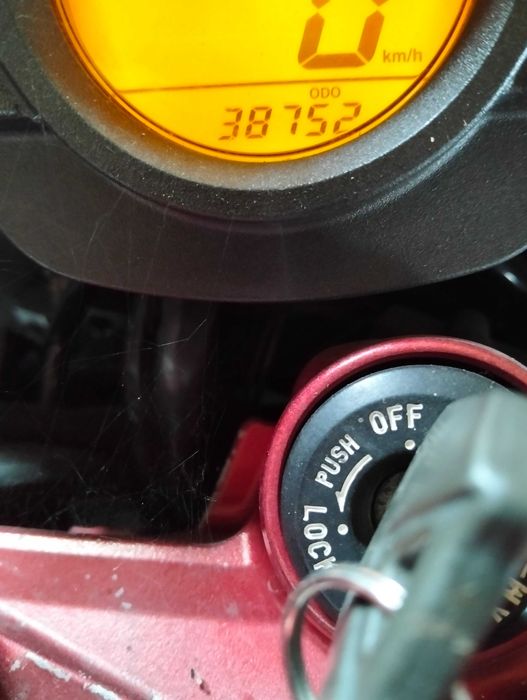 Vand Motocicleta Kawasaki ER6N