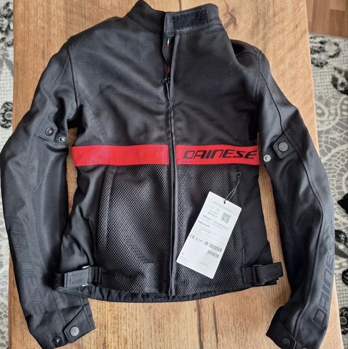 Geaca de Vara Dainese Dama NOUA Ribelle Air Marime S-M  Negru Roșu