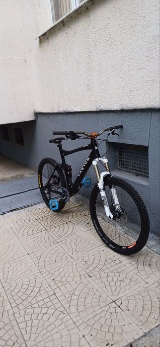 Enduro колело Canyon nerve AM f8