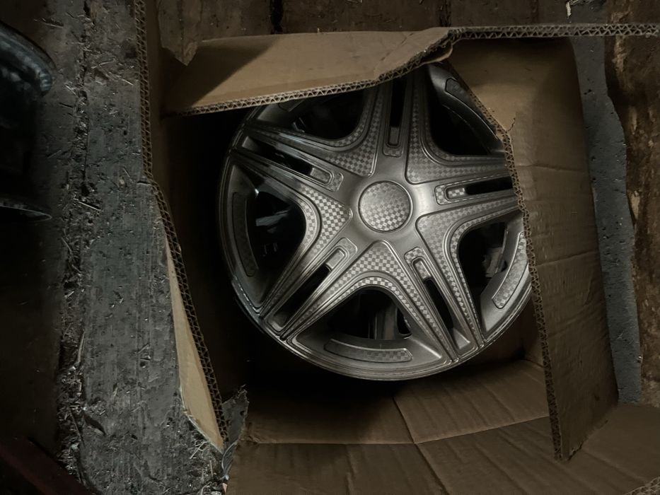 Продам зимнюю резину с дисками