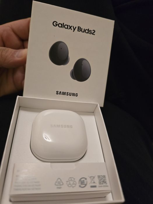 Samsung Galaxy buds 2