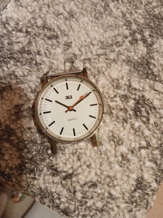 ceas foarte frumos Benett cu curea din piele naturala/bratara argintie