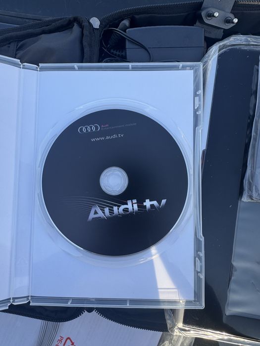 Задни монитори за Ауди