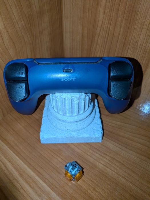 Controller PS5 mov cu analoage TMR Ginfull
stick drif