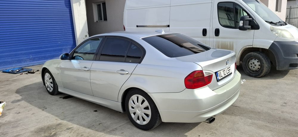 Vând BMW seria 3