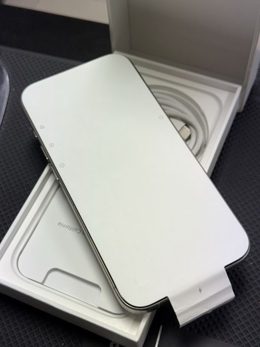Apple iPhone 15 Pro,Natural Titanium,128GB *КатоНов*88% Battery*