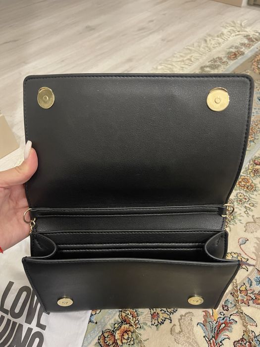 Сумка от Moschino