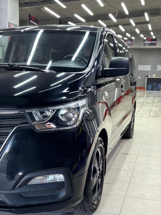Hyundai Starex 2019