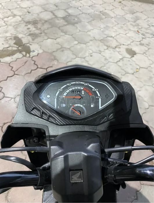 Продам Мопед Honda Cliq