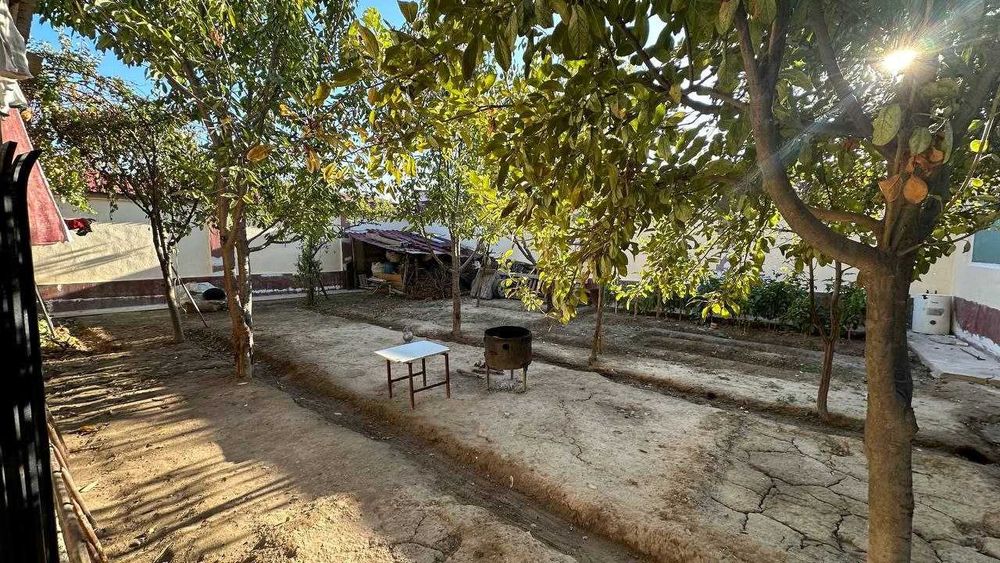 Тайёр намунали уй сотилади,