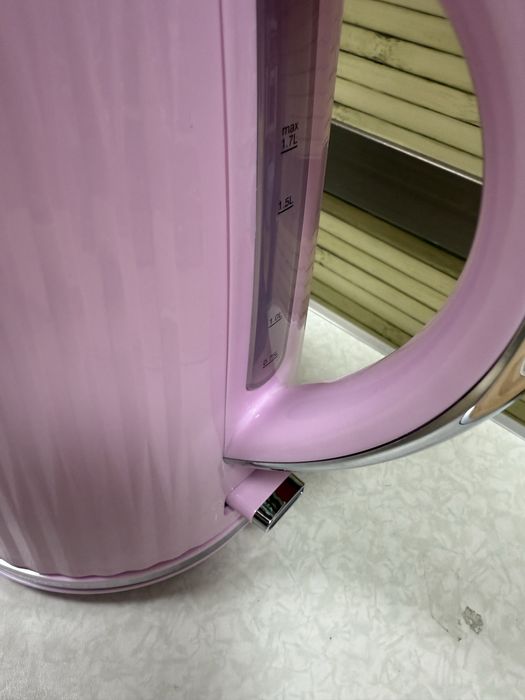 Електрическа Кана Russell Hobbs Eden 27362-70