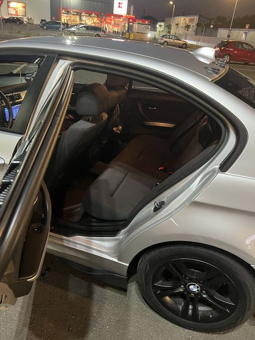 Bmw  e90 318 d face lift