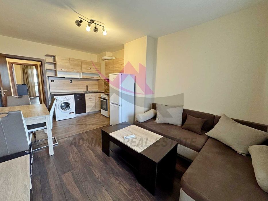 Дава се под наем Двустаен апартамент в Варна, Левски - 65 кв.м за 460 € - Снимка #1