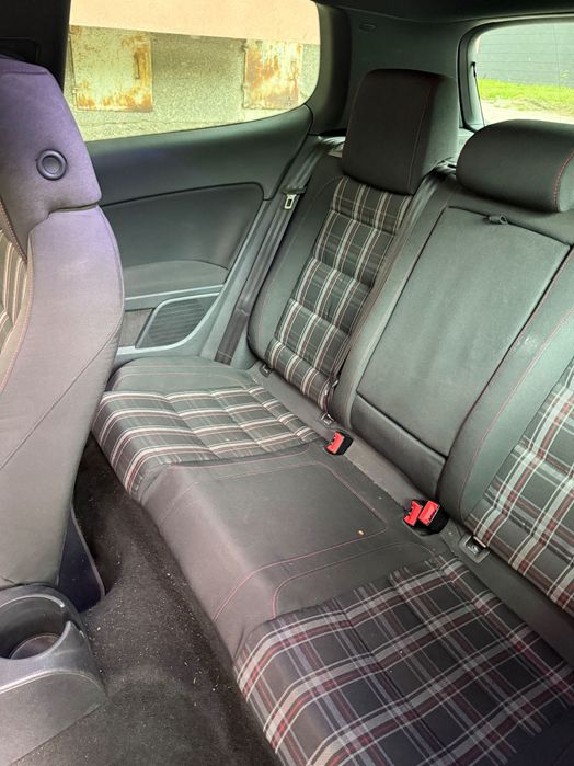 Volkswagen Golf 6 GTI 2.0