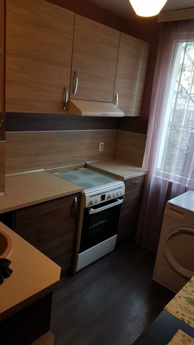 Дава се под наем Двустаен апартамент в Шумен, Център - 40 кв.м за 244.8 € - Снимка #6