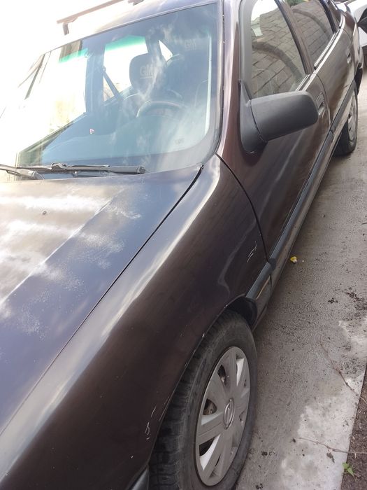 Опель вектра 1990