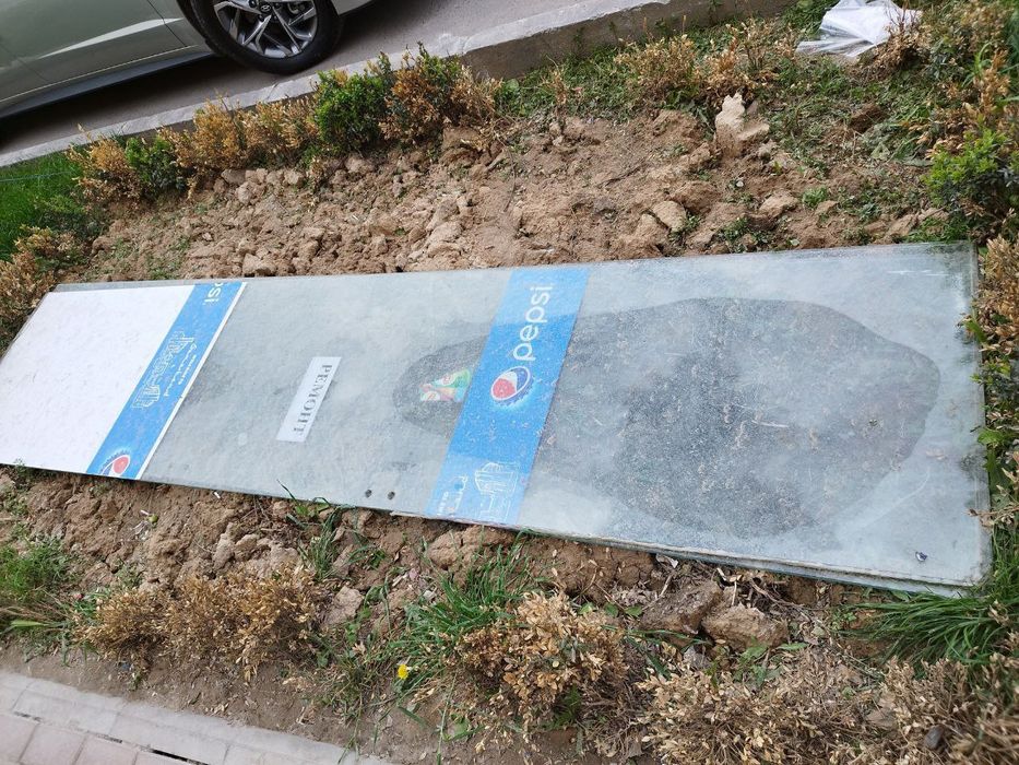 Каленый ойна сотилади. Размери расмда курсатилнан.  Кушимча иккита эши