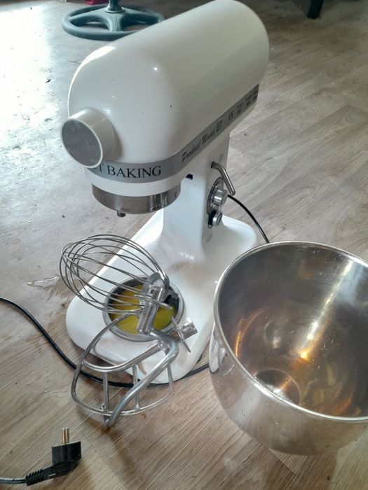 Продам Миксер срочно!