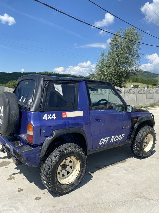 Suzuki vitara off-road