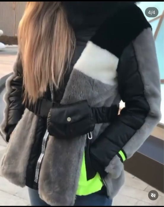 В продажи куртка дубленка