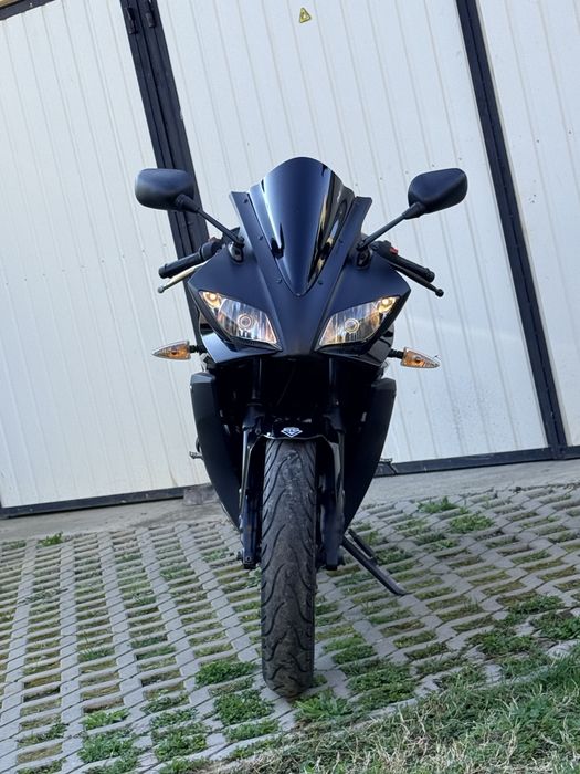 Yamaha Yzf R125 (a1 16 ani )(nu , ktm suzuki,honda, kawasaki,)