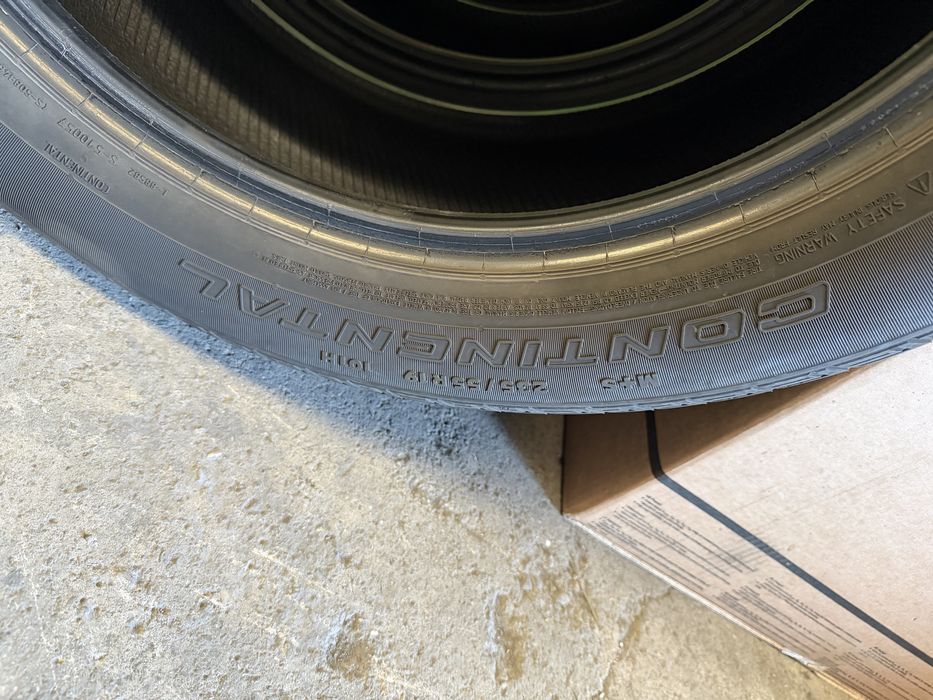All Season Continental Cross Contact LX Sport 235 55 19