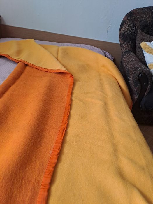 Зелен губер ръчно тъкан.Постелка за легло ръчно тъкана вълнена.Одеал