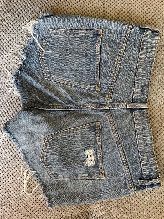 Дамски къси гащи