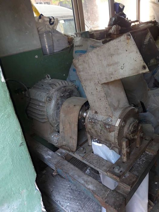 2 dona Vintli ekstruder maydalagich Plastik Press Шнек экструдер 2 шт.