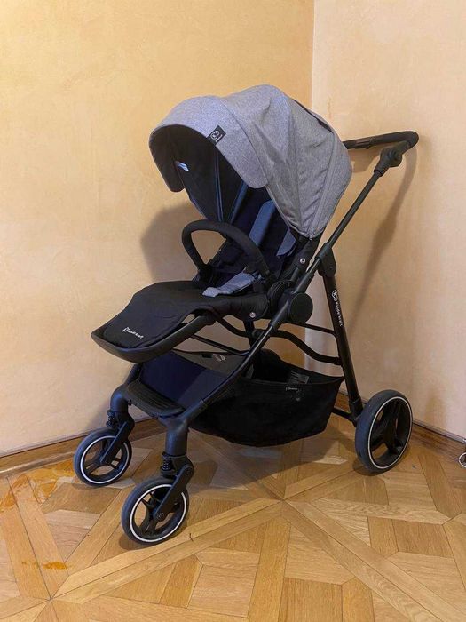 Продава се Kinderkraft Vesto – количка в отлично състояние