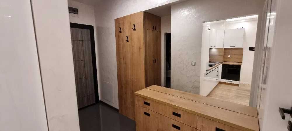 2-стаен апартамент под наем в жк. Разсадника