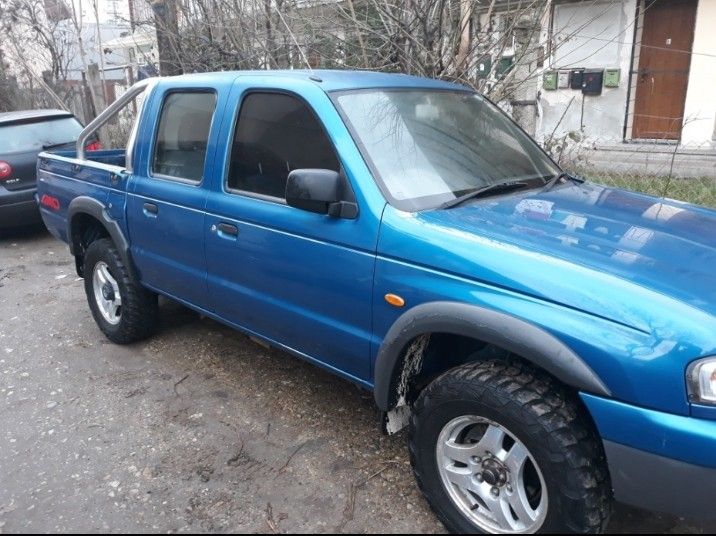 Dezmembrez Dezmembrari Mazda b 2500 motor 2.5