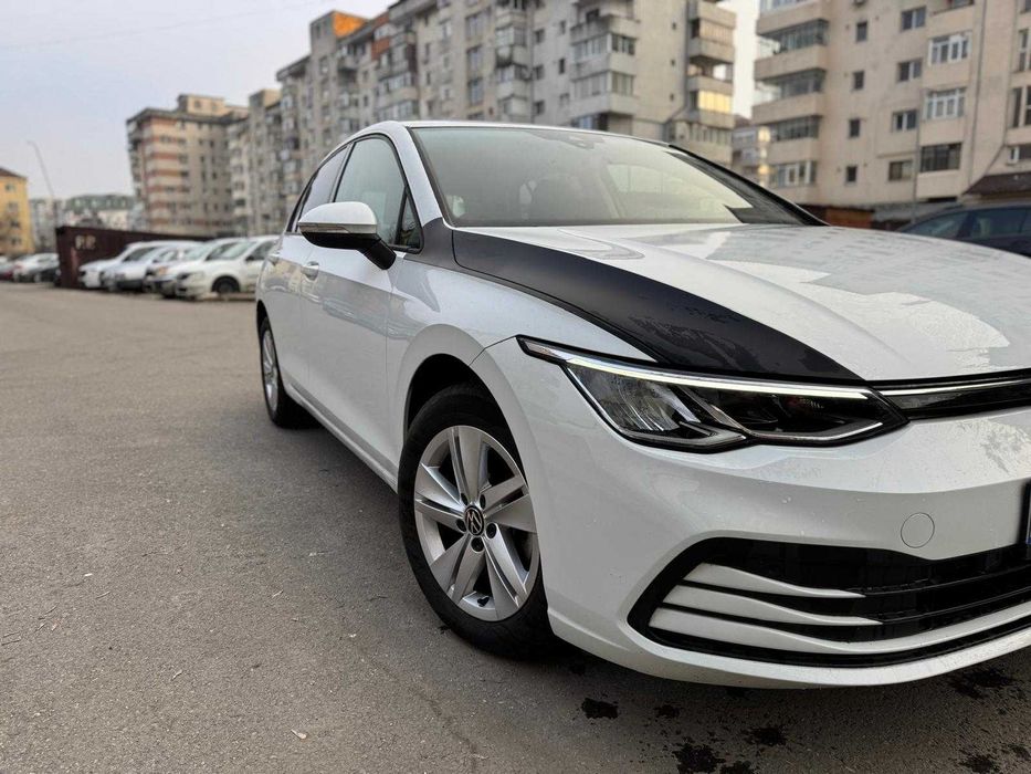 VOLKSWAGEN Golf 2022 — imagine 5