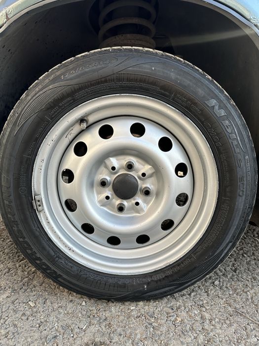 175/65/14 летние шины с дисками