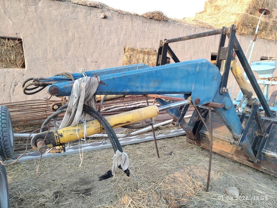 MTZ 80 uchun old yuklovchi (фронтал подгрузчик)