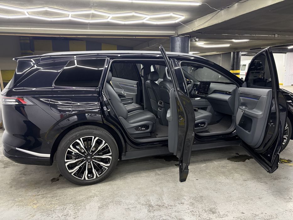 Dongfeng 008 Ultra рестайлинг 2025-26 ийл