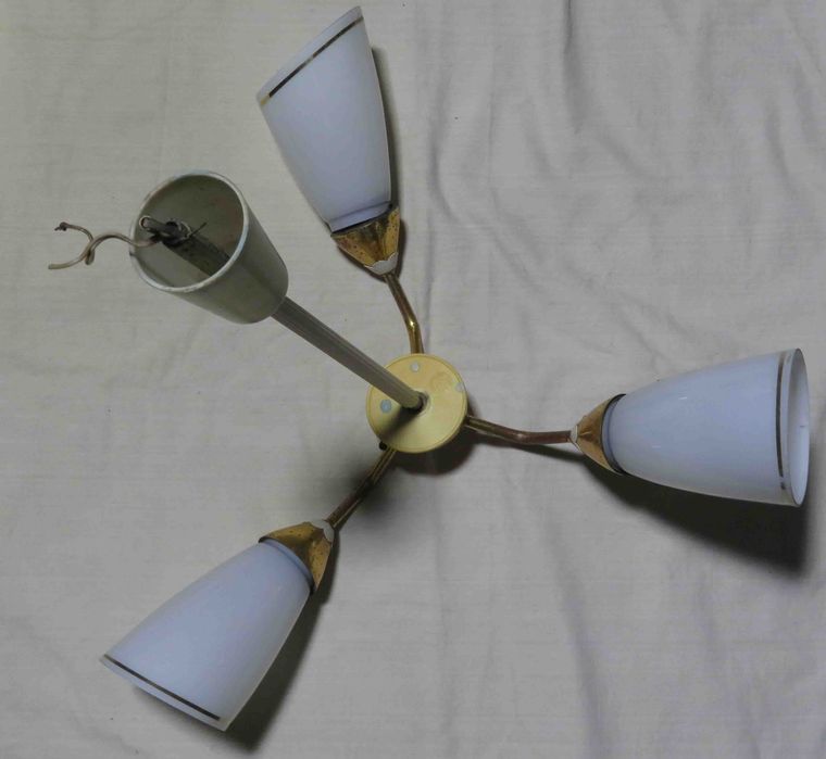Люстра советская трехрожковая