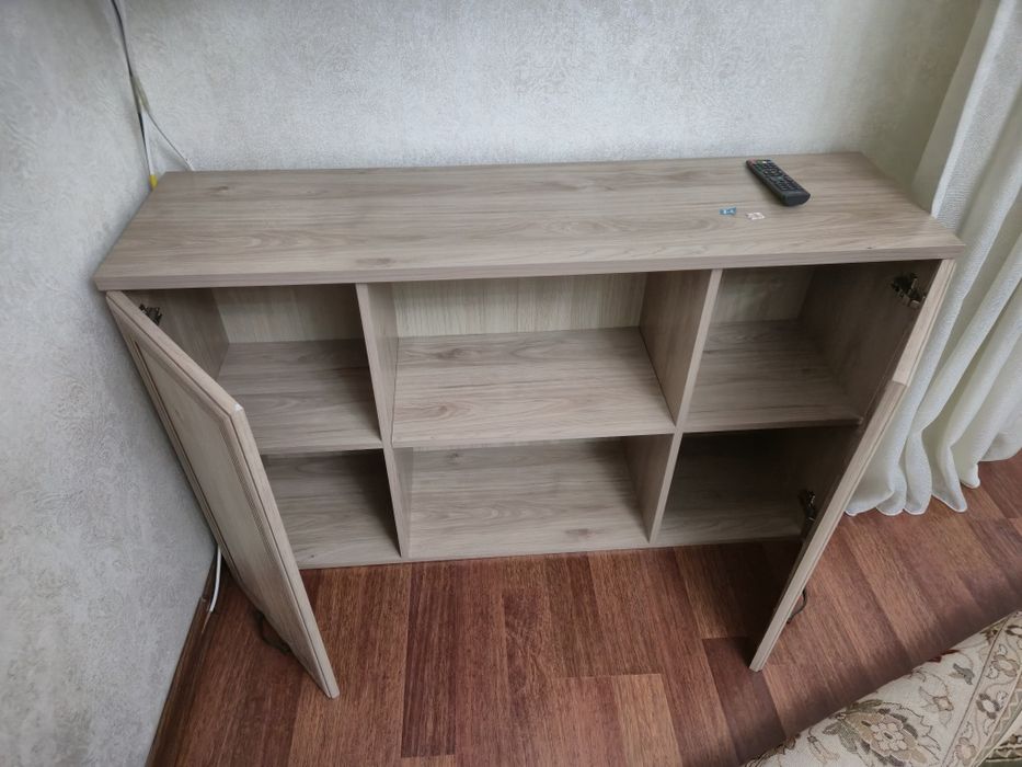 Продам гарнитур 2 шкафа